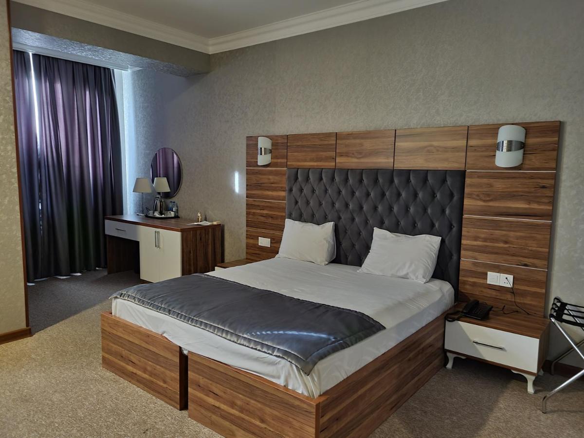 Royal Sapphire Hotel Baku Extérieur photo