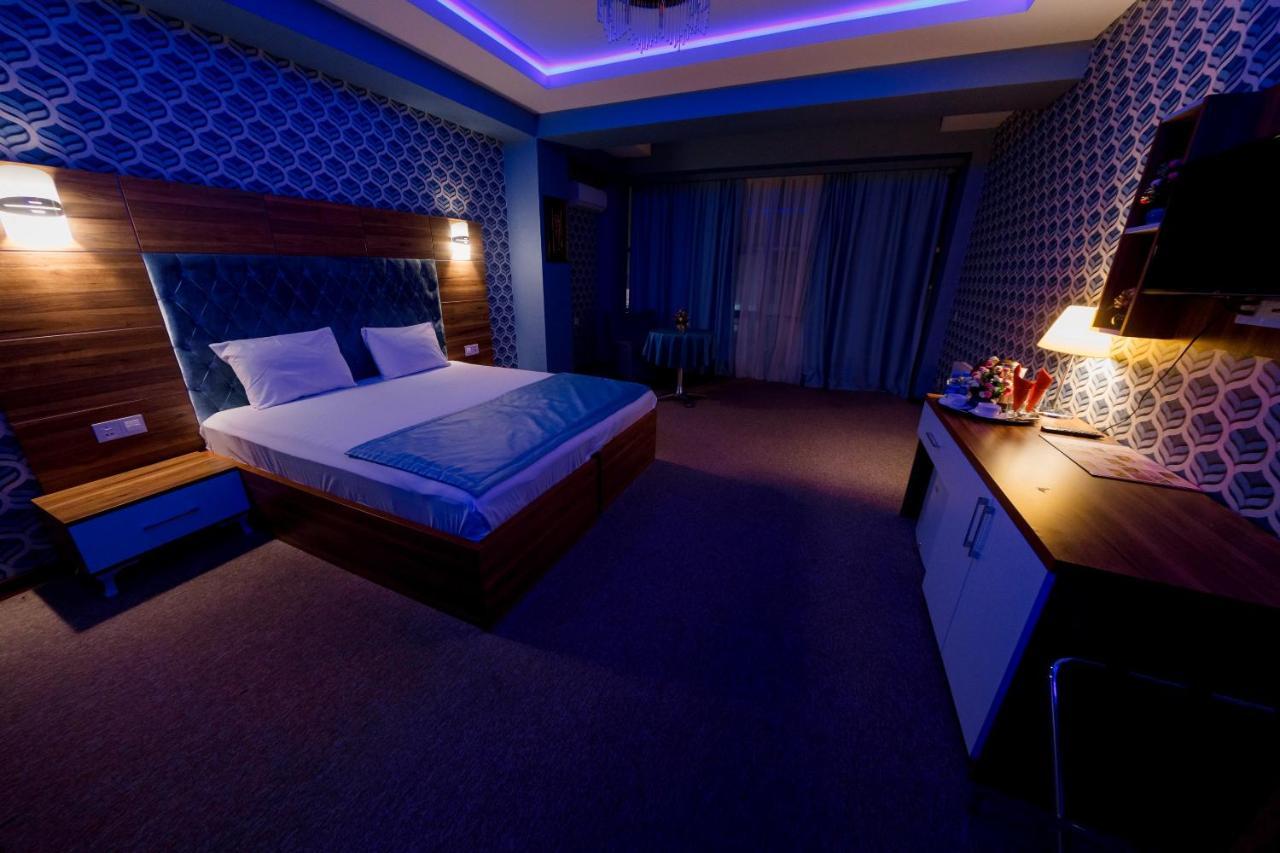 Royal Sapphire Hotel Baku Extérieur photo