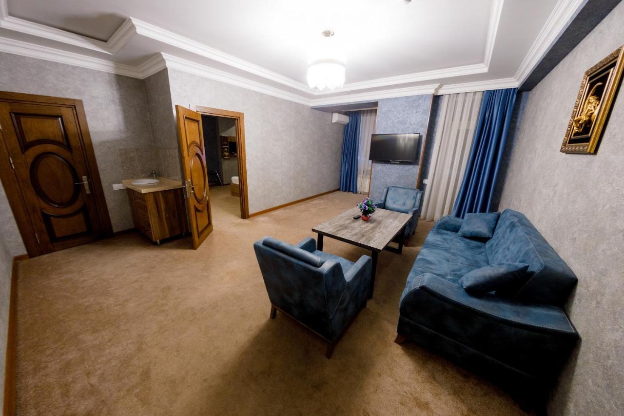 Royal Sapphire Hotel Baku Extérieur photo
