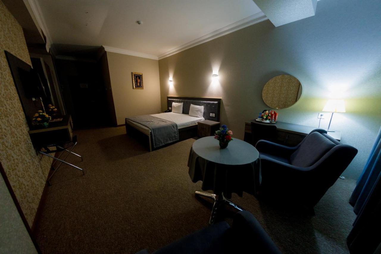 Royal Sapphire Hotel Baku Extérieur photo