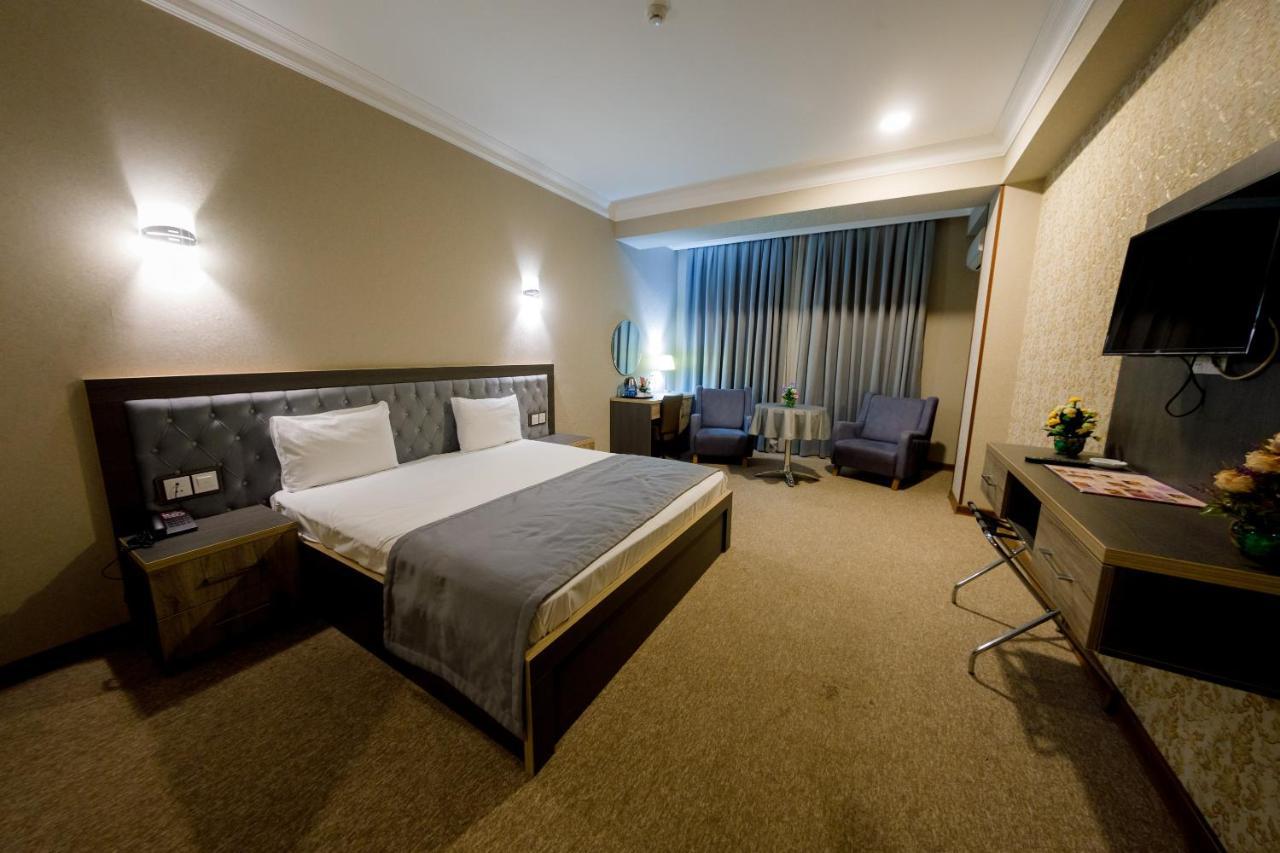 Royal Sapphire Hotel Baku Extérieur photo
