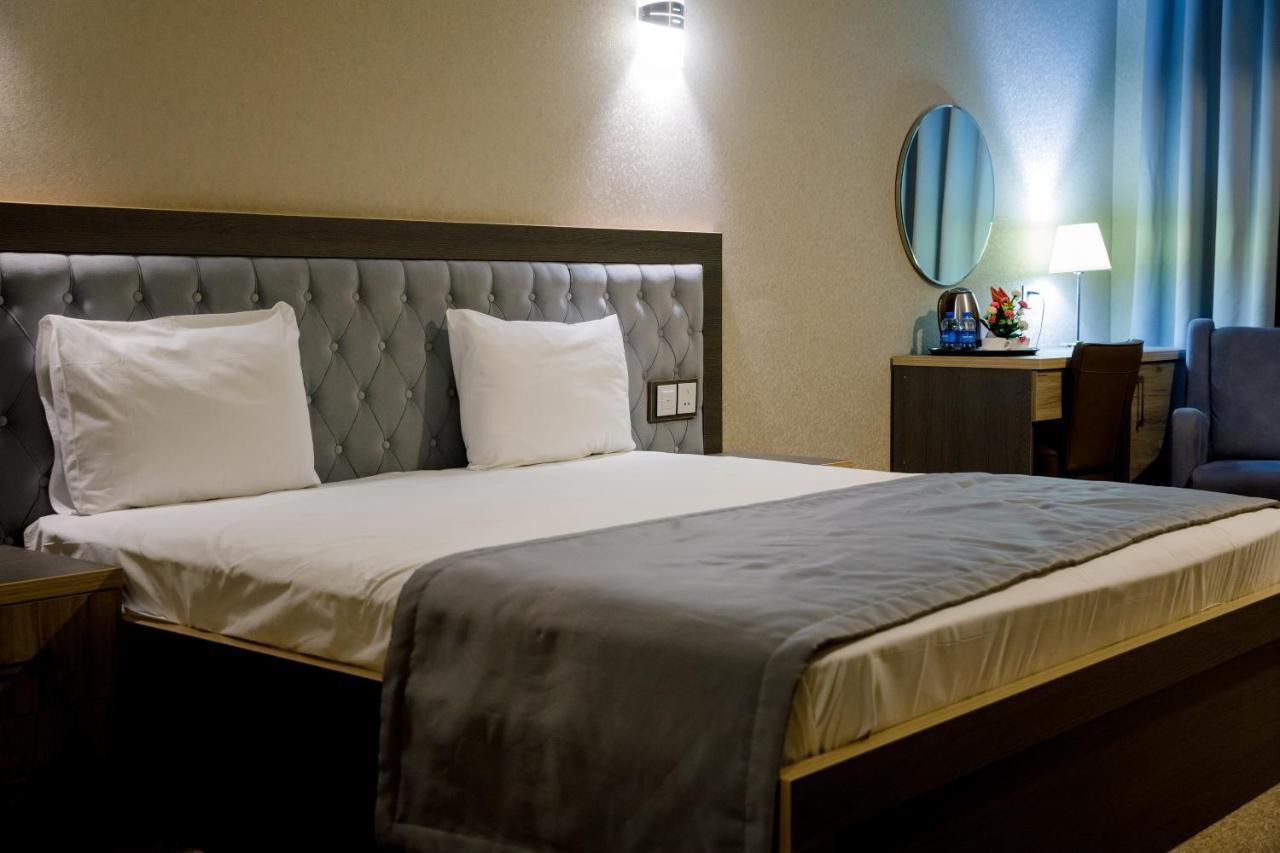 Royal Sapphire Hotel Baku Extérieur photo